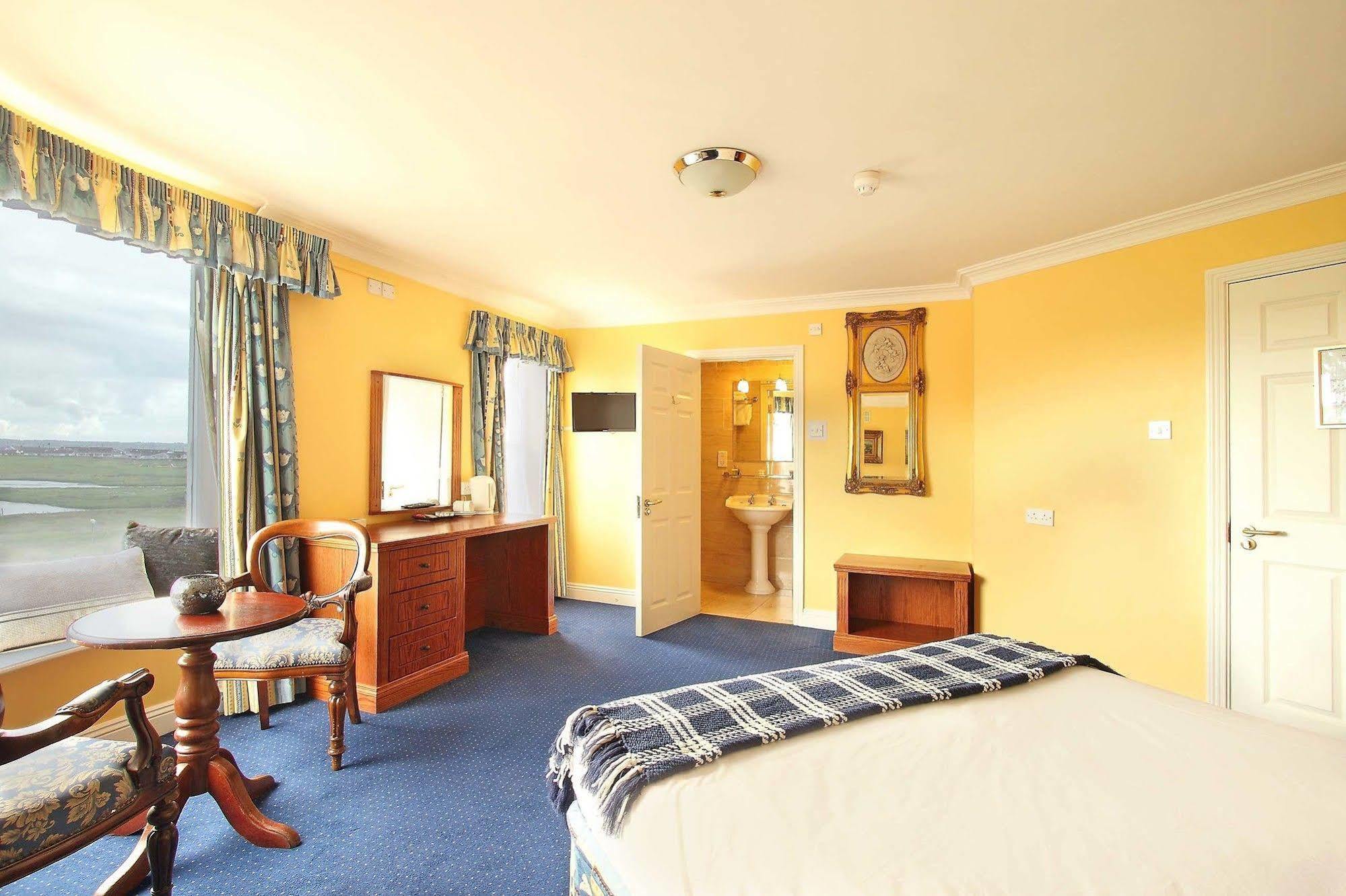 The Sands Hotel Tramore Εξωτερικό φωτογραφία